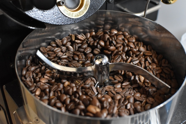 コーヒー焙煎は近所迷惑になる?家庭・お店でできる煙や匂いなどの苦情対策